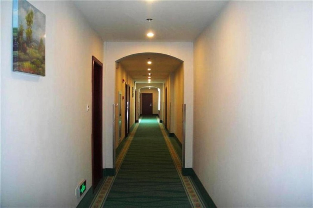 GreenTree Inn Shanghai Jiading Dazhong International Auto City Business Hotel 24/30