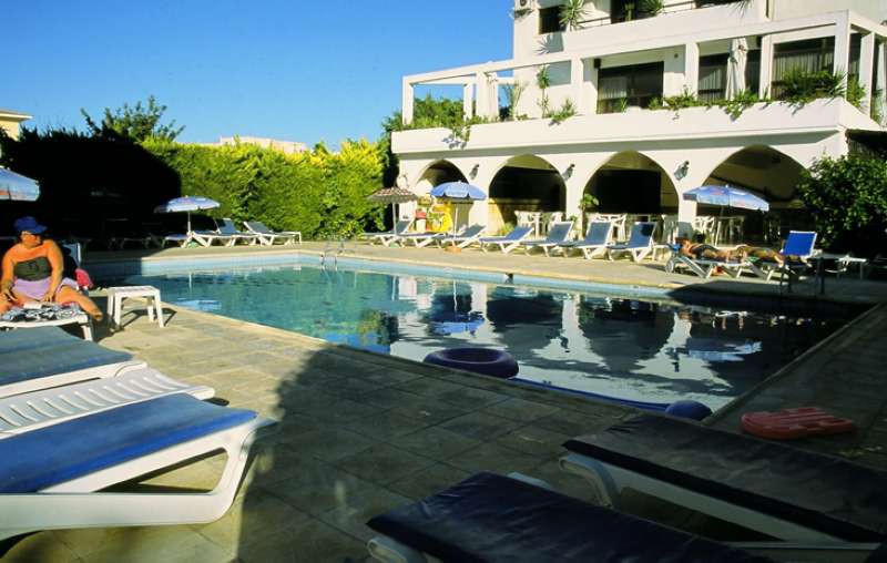 Stephanos Hotel Apartments 3/47