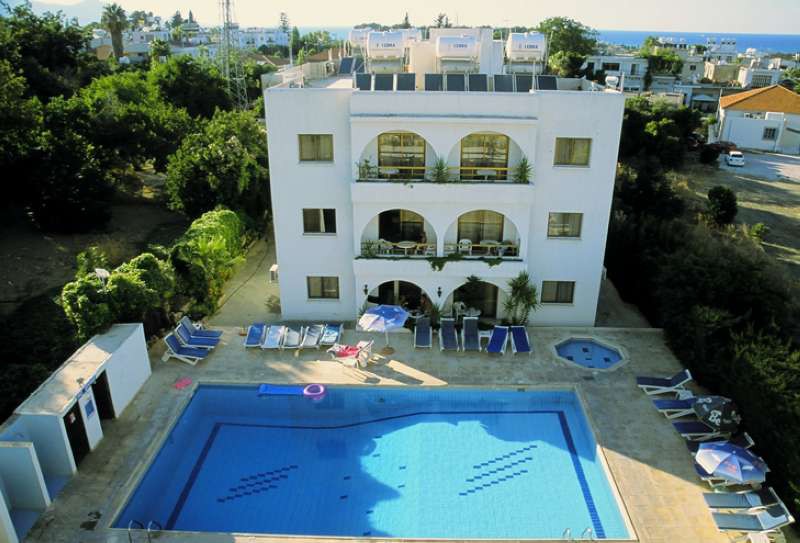 Stephanos Hotel Apartments 2/47