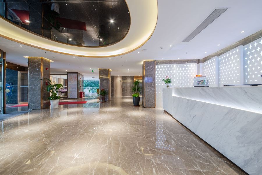 Airport Grand Hotel 33/39