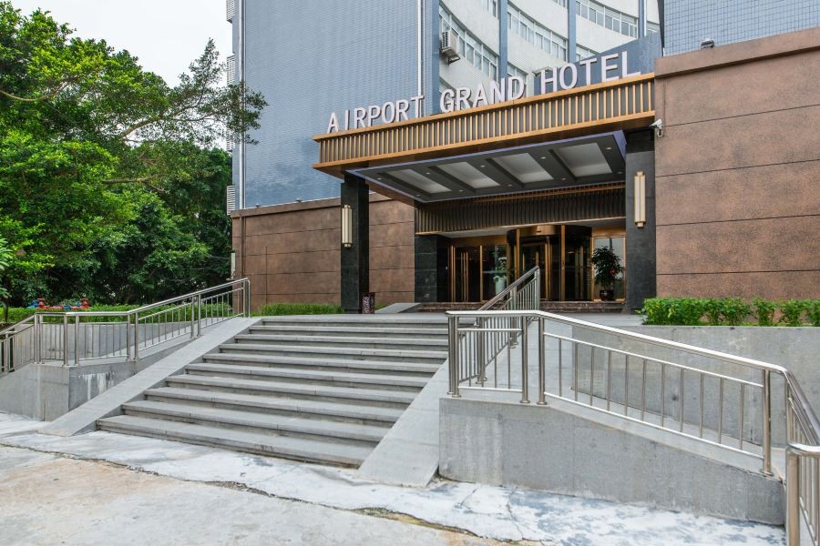 Airport Grand Hotel 17/39