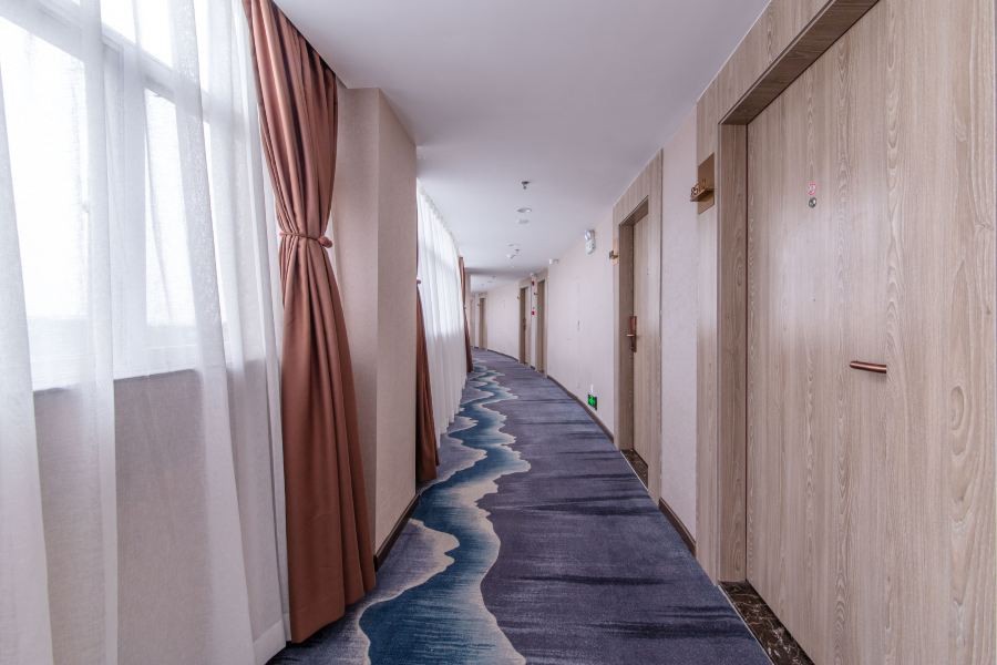 Airport Grand Hotel 34/39