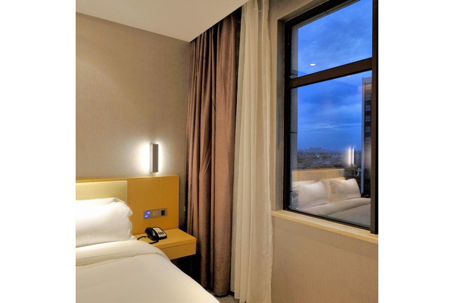 Lavande Hotels (Shanghai Jiading Xincheng Stadium) 52/93