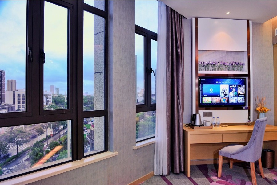 Lavande Hotels (Shanghai Jiading Xincheng Stadium) 50/93