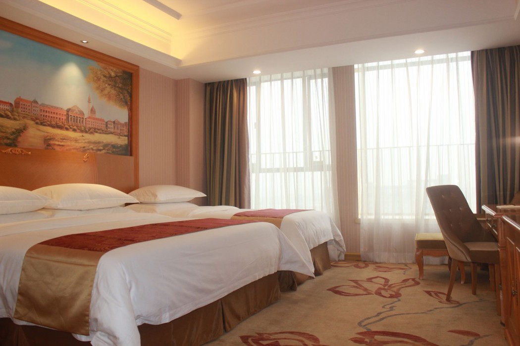 Vienna Hotel Lecong Furniture City Store 24/40