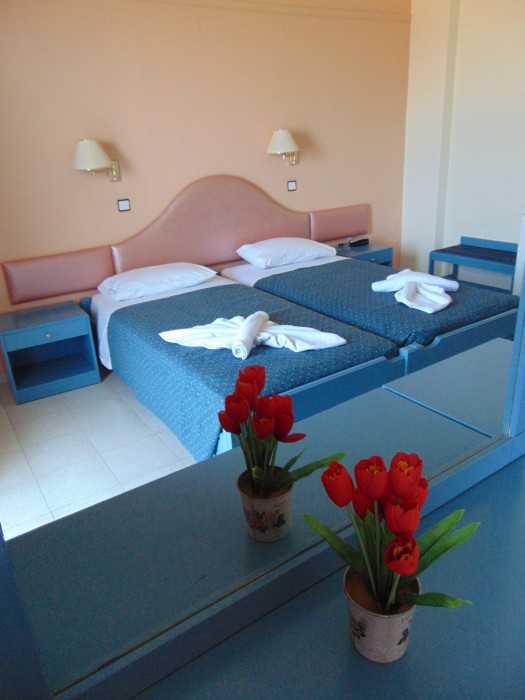 Nirvana Beach Hotel 11/62