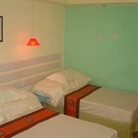V8 Hotel Zi Yuan Gang 38/53
