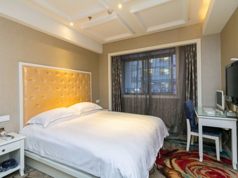 Yiwu Lingshang Hotel 25/48