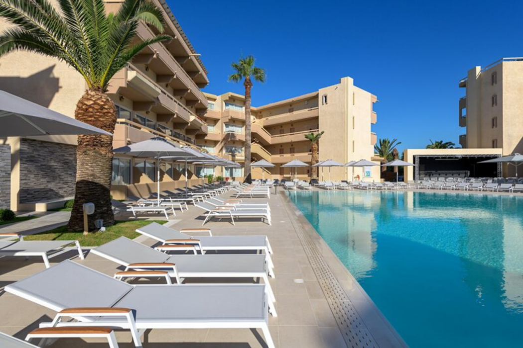 Sun Beach Resort 46/78