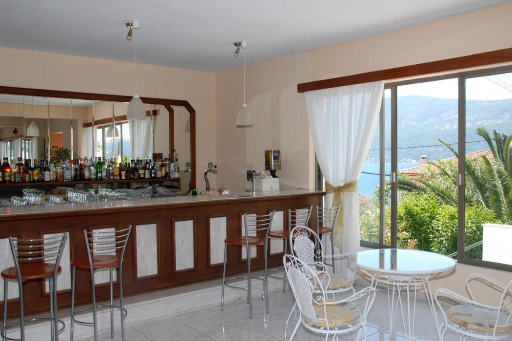 Anthemis Hotel Apartments 32/80