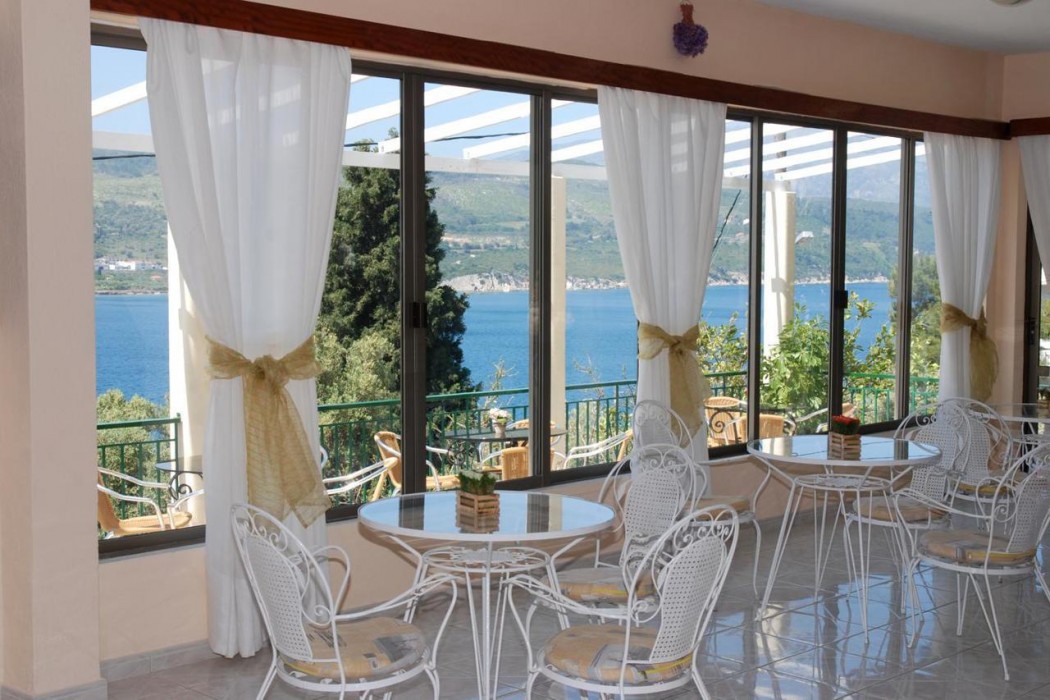 Anthemis Hotel Apartments 33/80