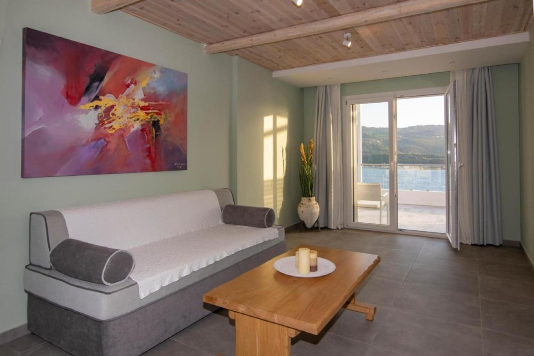 Anthemis Hotel Apartments 30/80