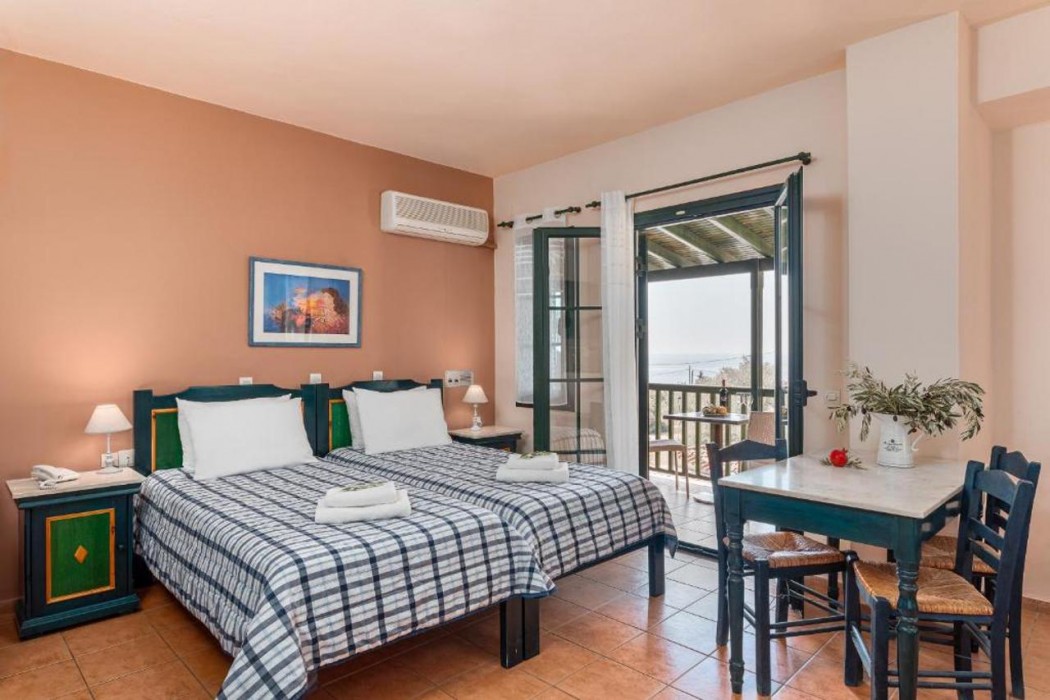 Ledra Samos Hotel 11/60