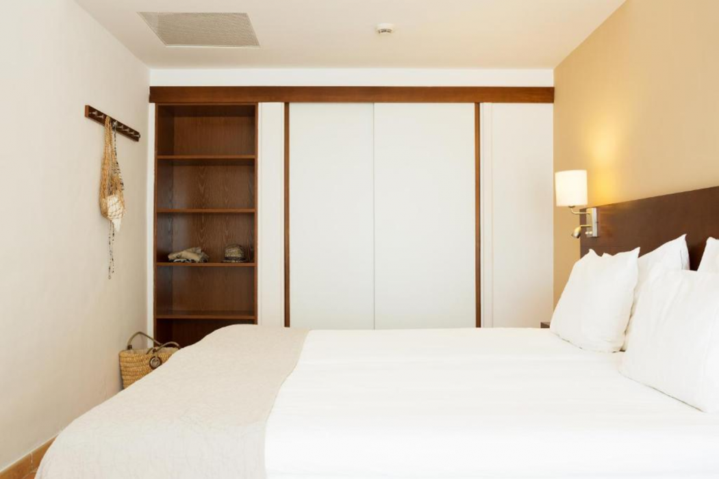 Sunprime Atlantic View Suites And Spa 8/53