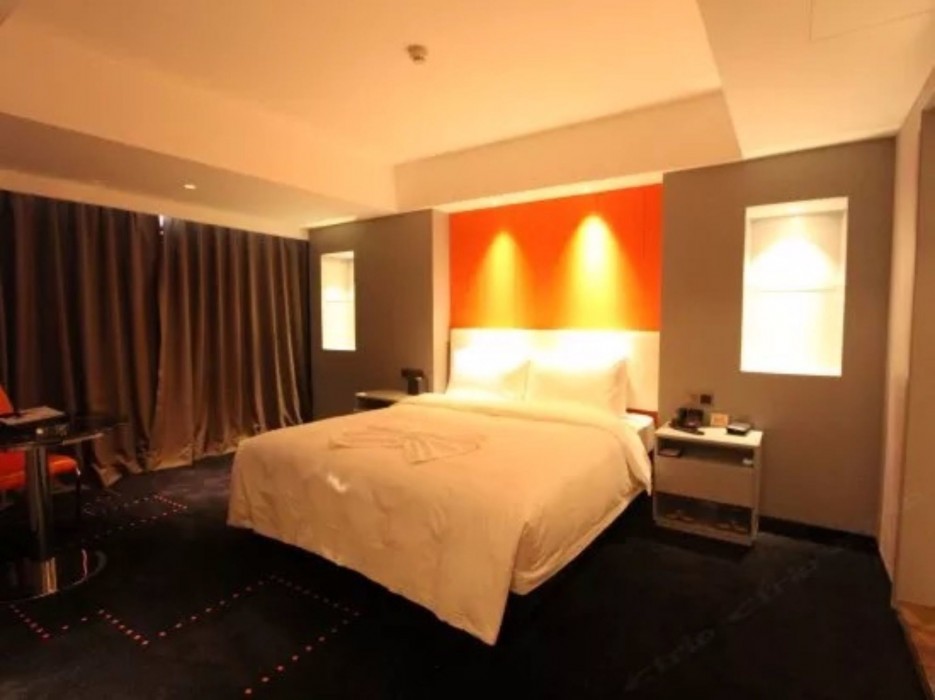 Aishang Hotel (Foshan Shunde Lecong Furniture City store) 25/56