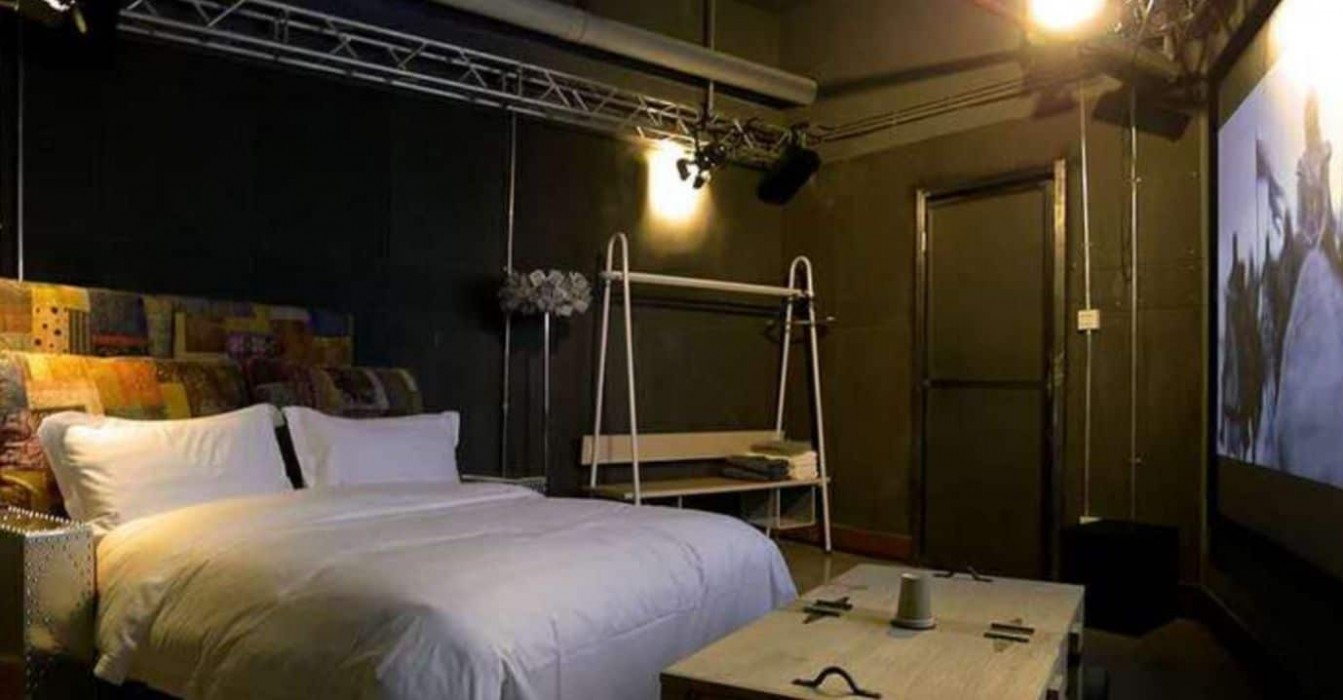 Fansi Movie Hotel Zhongda Branch photo4
