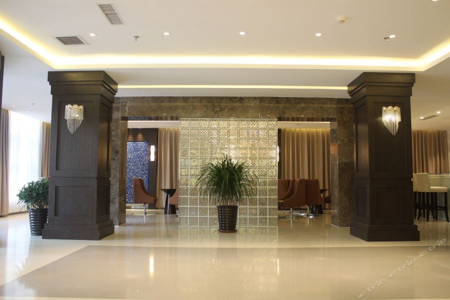 Jinjiang Inn Select (Shenyang North Railway Station Huigong Square) 22/43