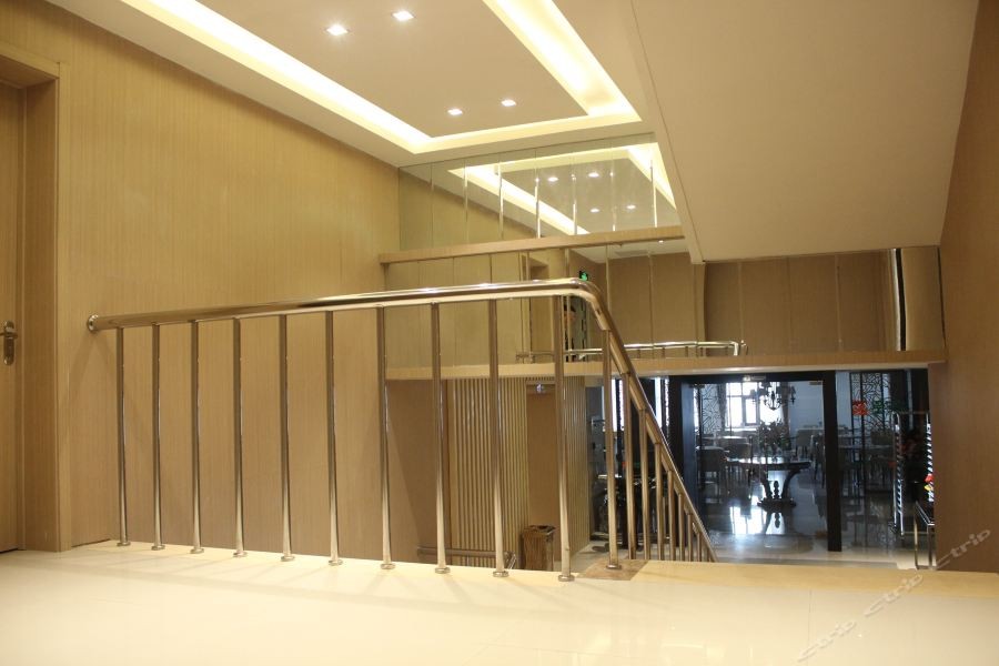 Jinjiang Inn Select (Shenyang North Railway Station Huigong Square) 27/43