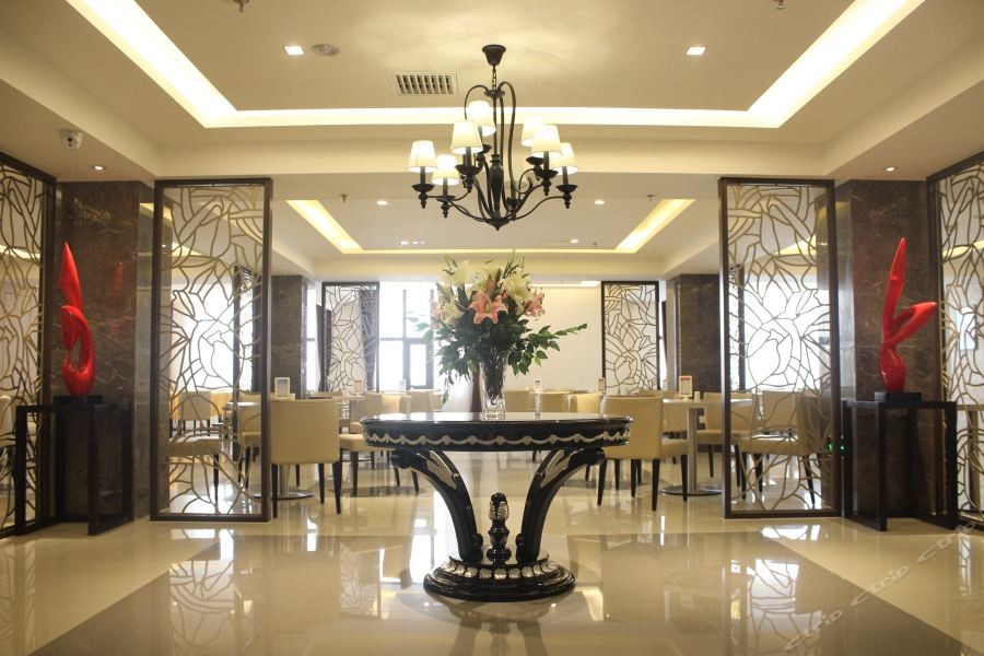 Jinjiang Inn Select (Shenyang North Railway Station Huigong Square) 30/43