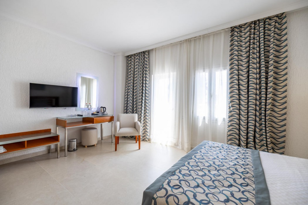 Petunya Beach Resort 24/103