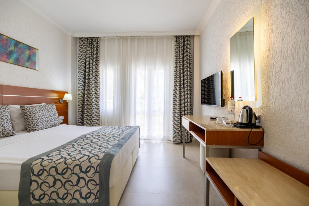 Petunya Beach Resort 22/103