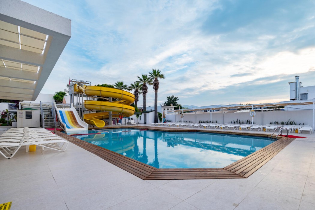Petunya Beach Resort 57/103