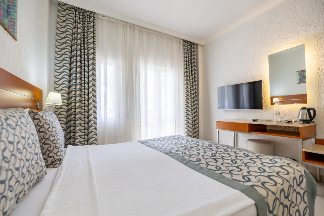 Petunya Beach Resort 25/103
