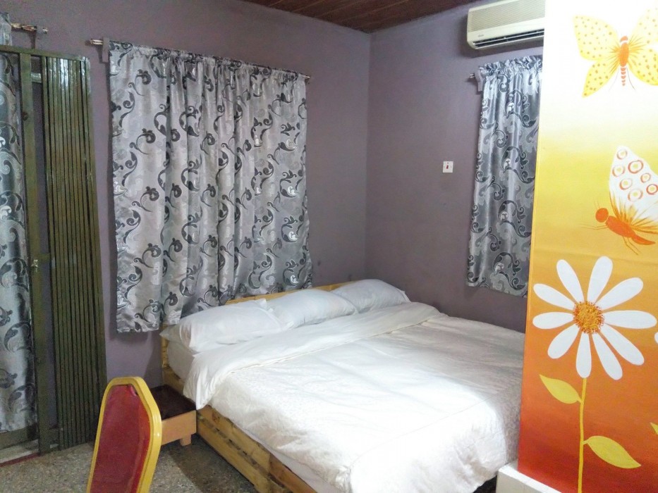 Feehi's Place Hostel 18/38