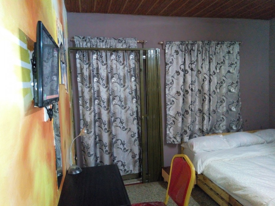 Feehi's Place Hostel 17/38