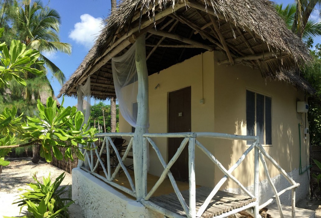 Garden Beach Bungalows 38/68