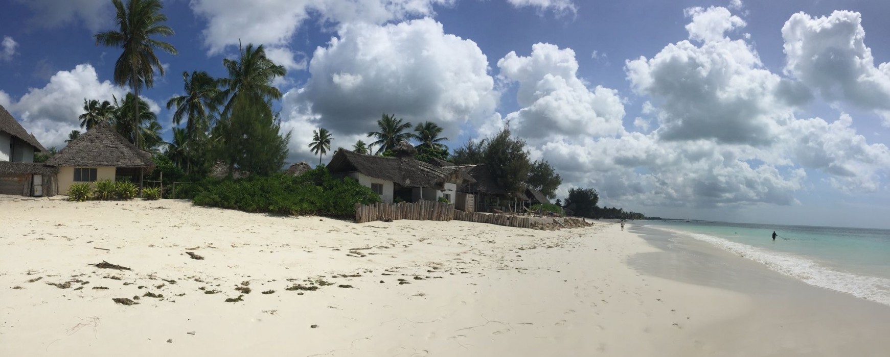 Garden Beach Bungalows 24/68
