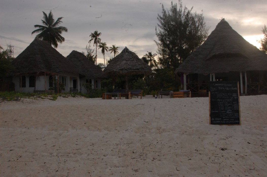 Blue Earth Beach Bungalows 19/72