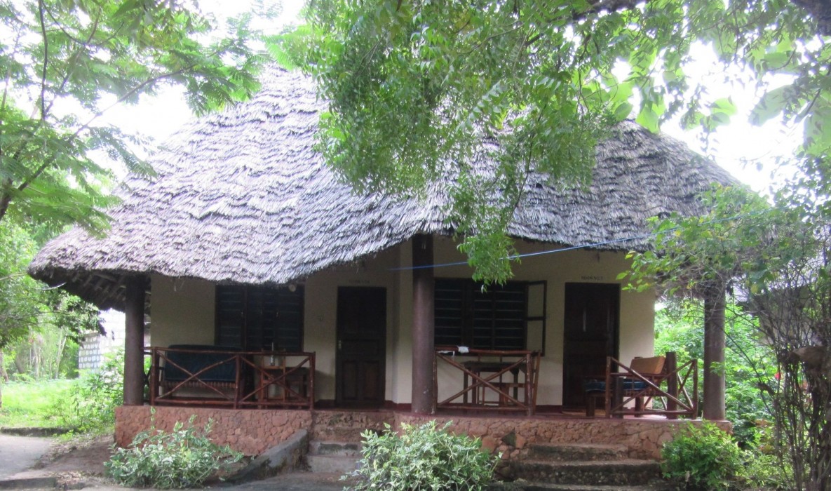 Baraka Aquarium Bungalows photo3