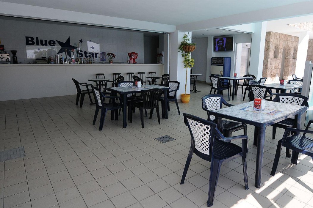 BLUE STAR APARTMENTS 13/31