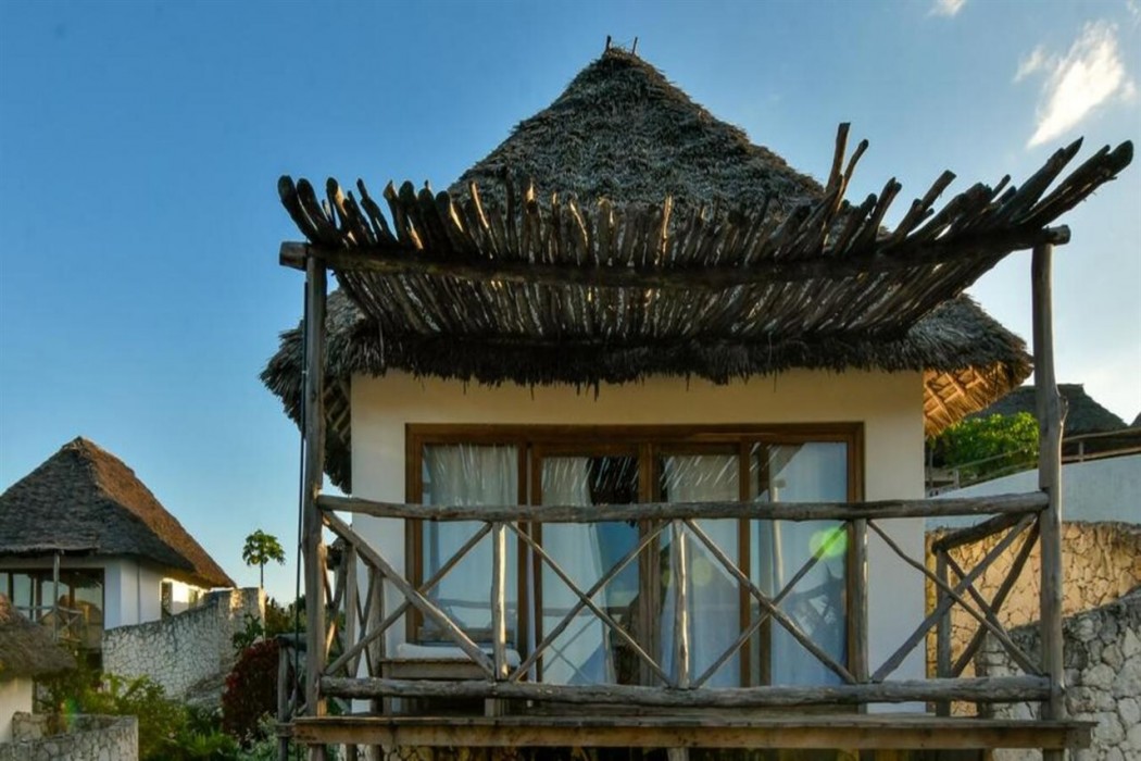 Zanbluu Beach Hotel 2/40