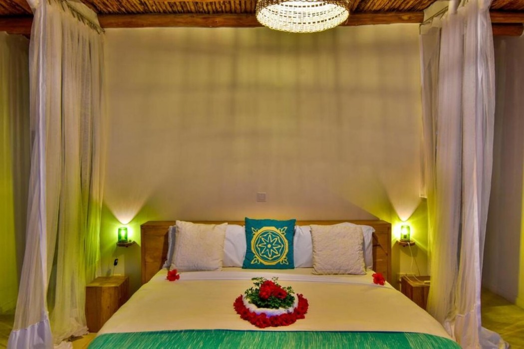 Zanbluu Beach Hotel 4/40