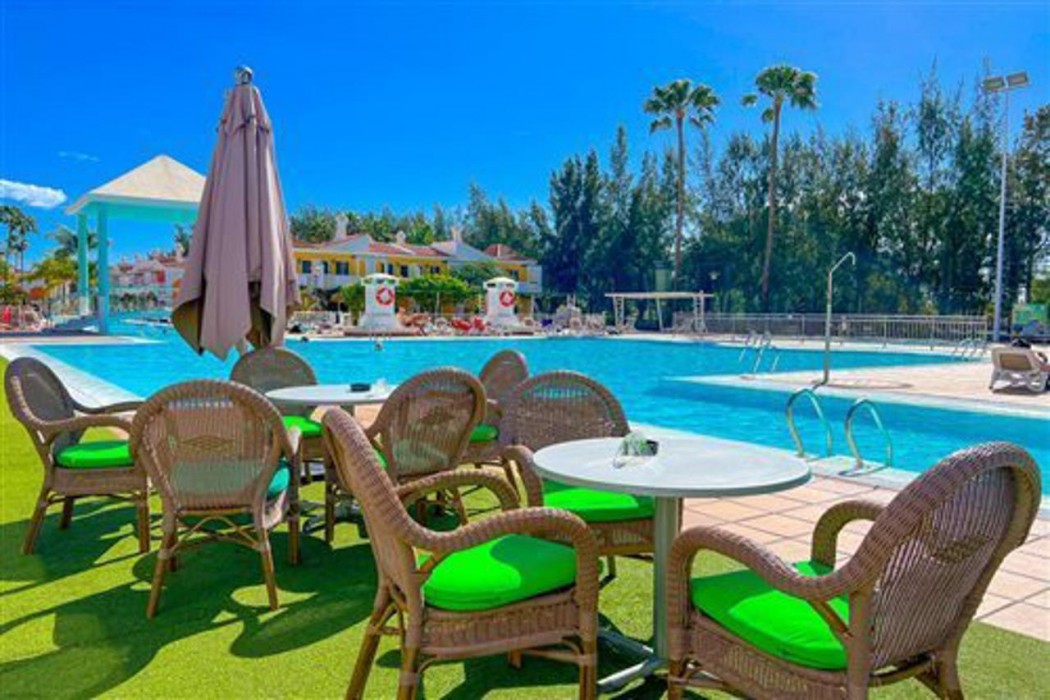 Cordial Green Golf Bungalows 17/60