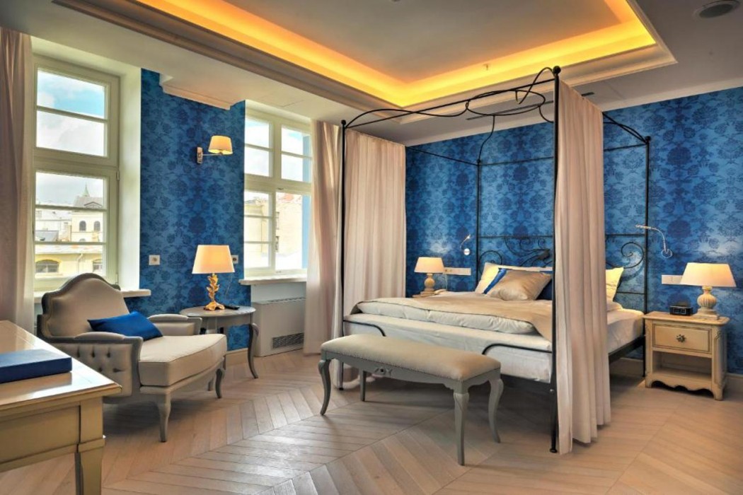 Relais Le Chevalier 9/64
