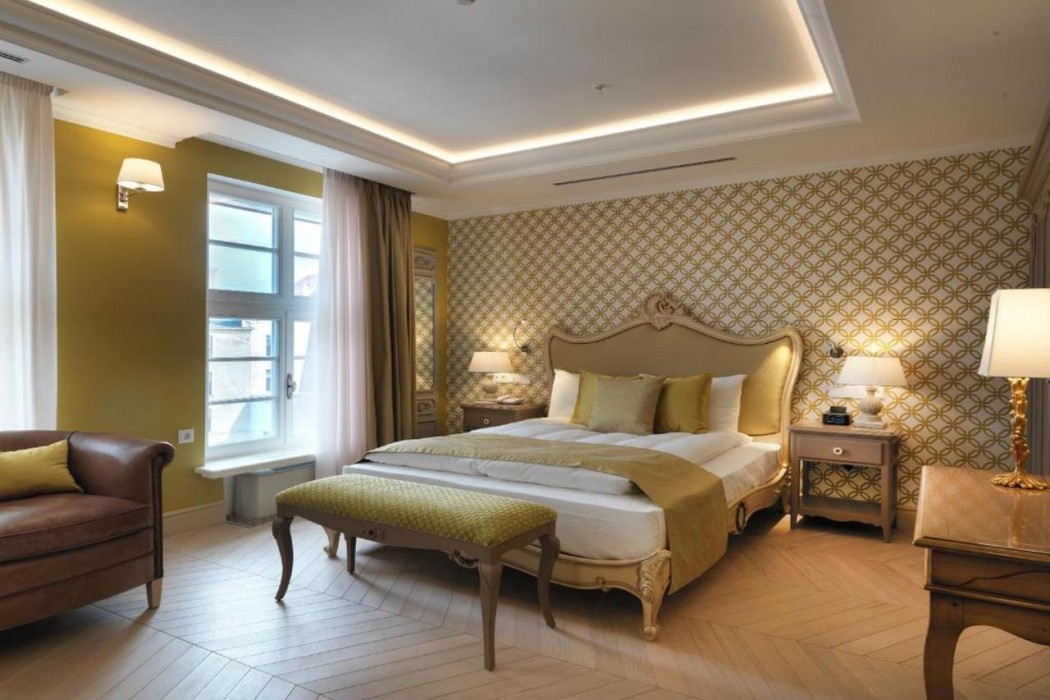 Relais Le Chevalier 18/64