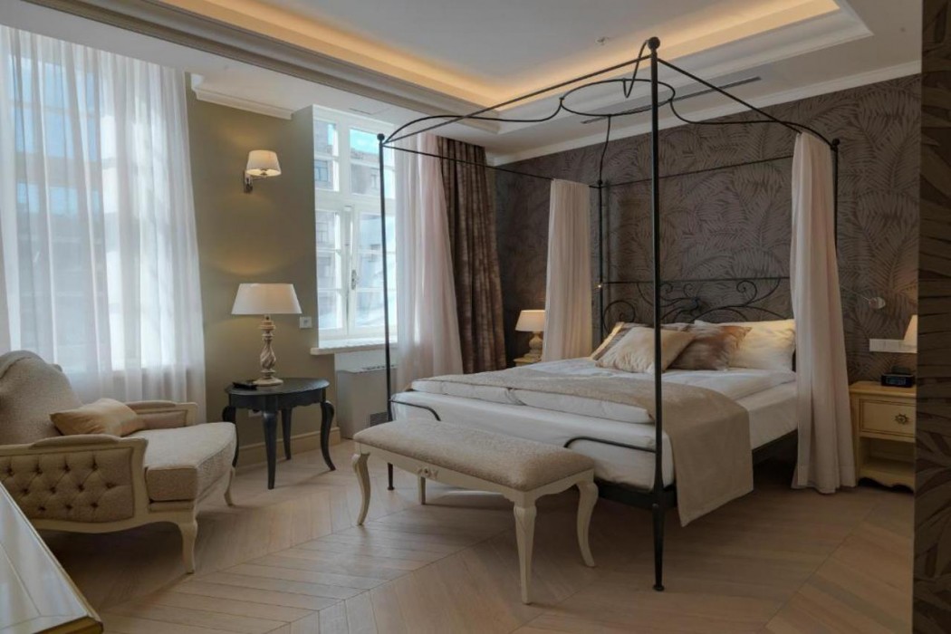 Relais Le Chevalier 15/64