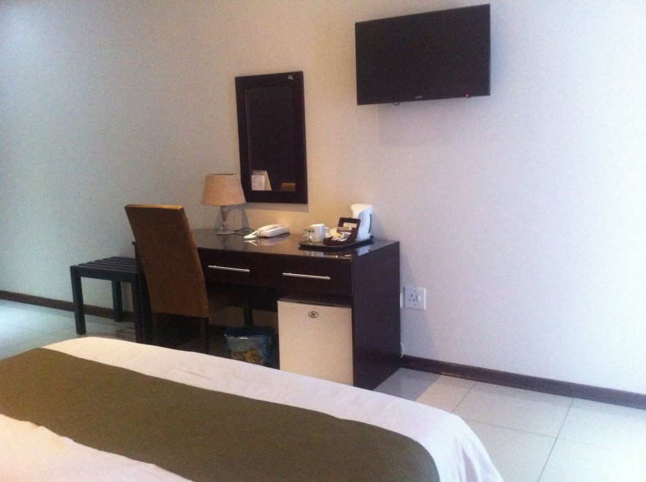 Emerald Hotel 19/32