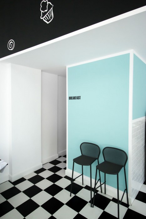 Blue Bottle Hotel 62/90