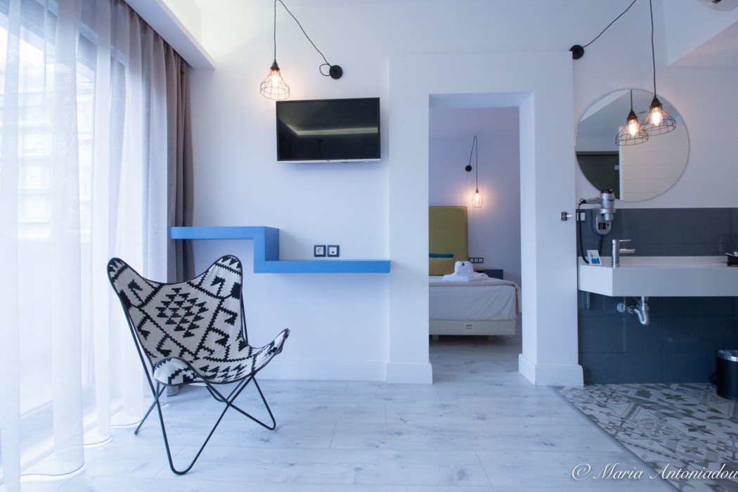 Blue Bottle Hotel 36/90