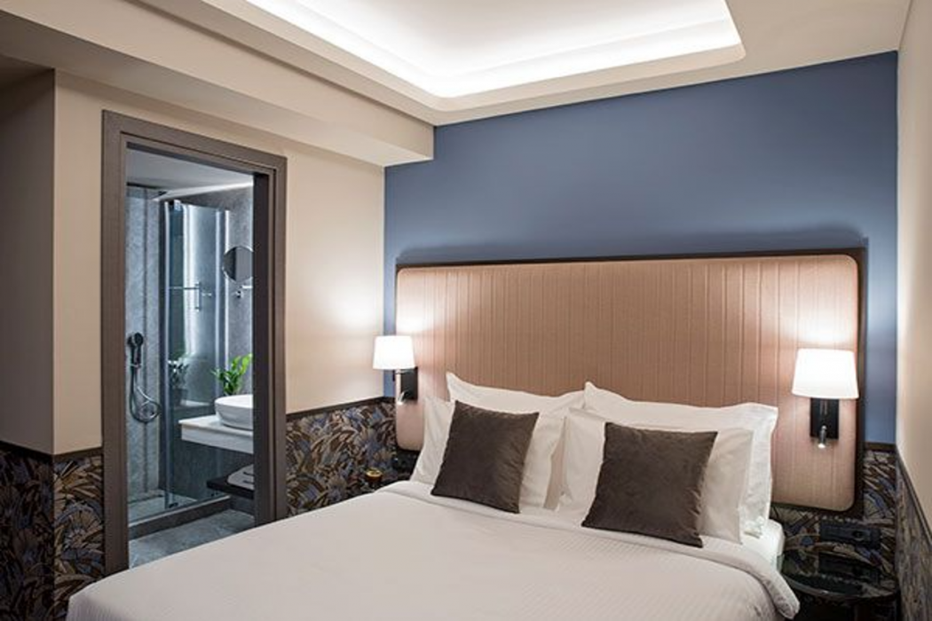 Zeus Essence Athens Central, Trademark Collection by Wyndham 10/63