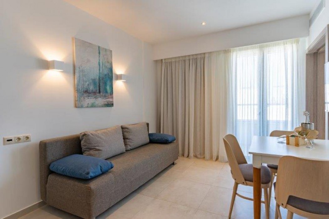 Minos Aparthotel 27/32