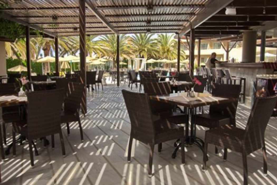 Minos Aparthotel 22/32