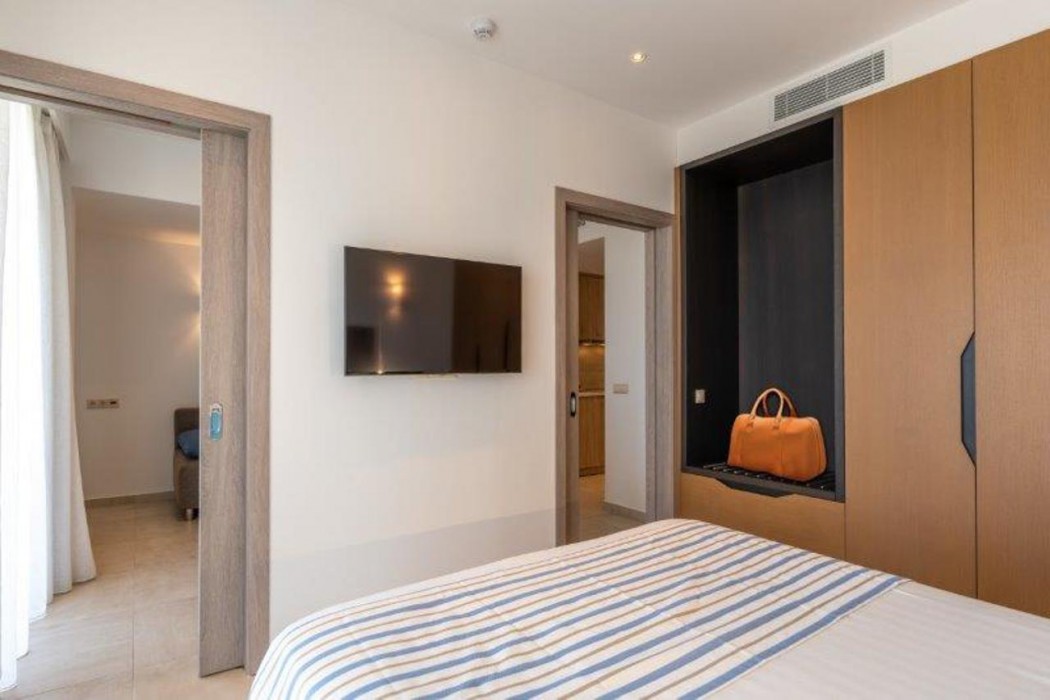 Minos Aparthotel 18/32