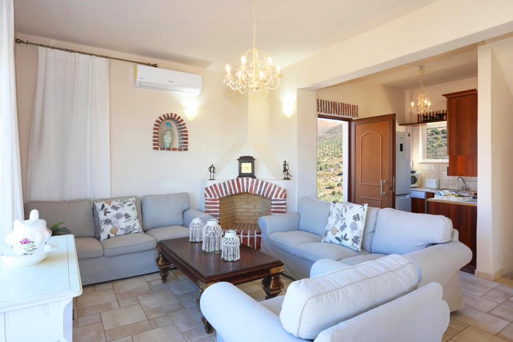 Listaros Luxurious Country Villas 12/18