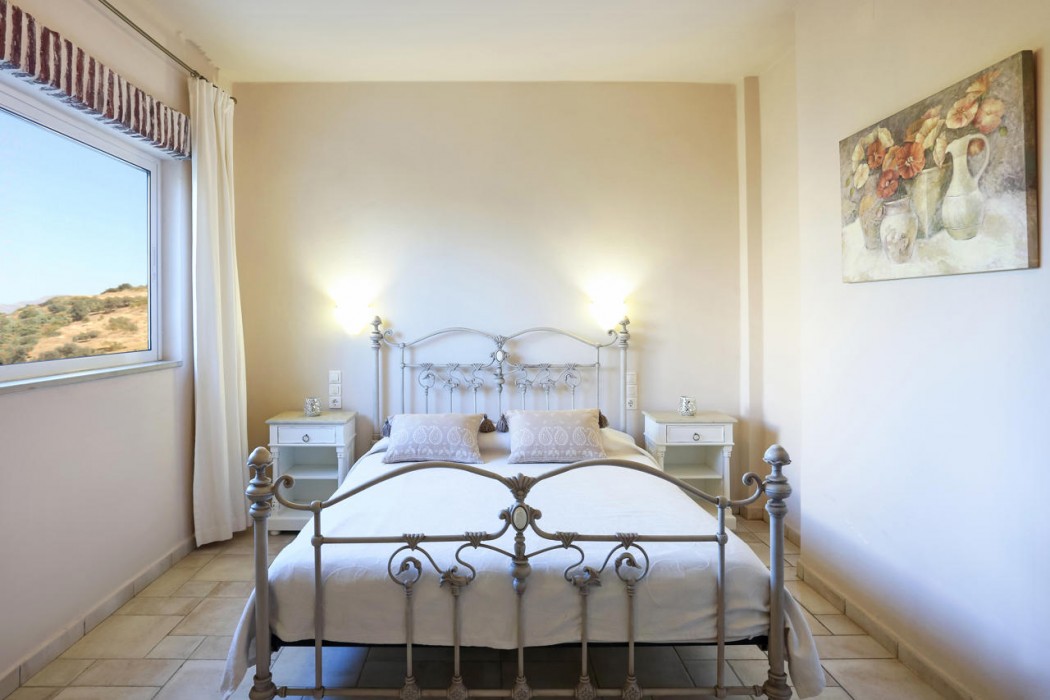 Listaros Luxurious Country Villas 11/18