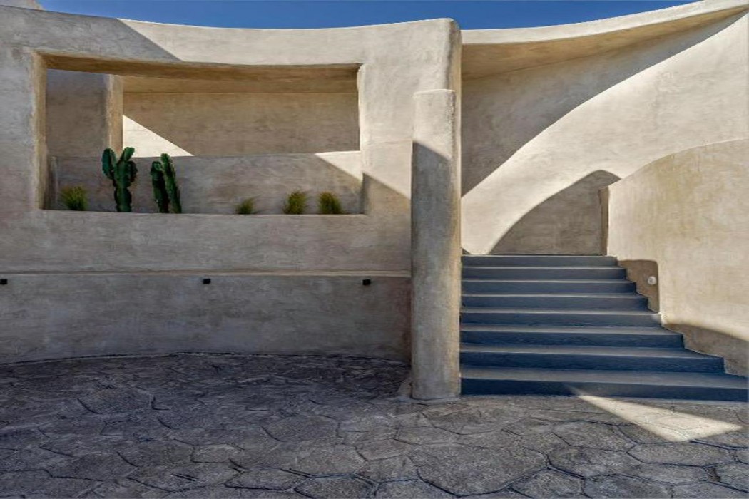 Senses Luxury Houses 4/106